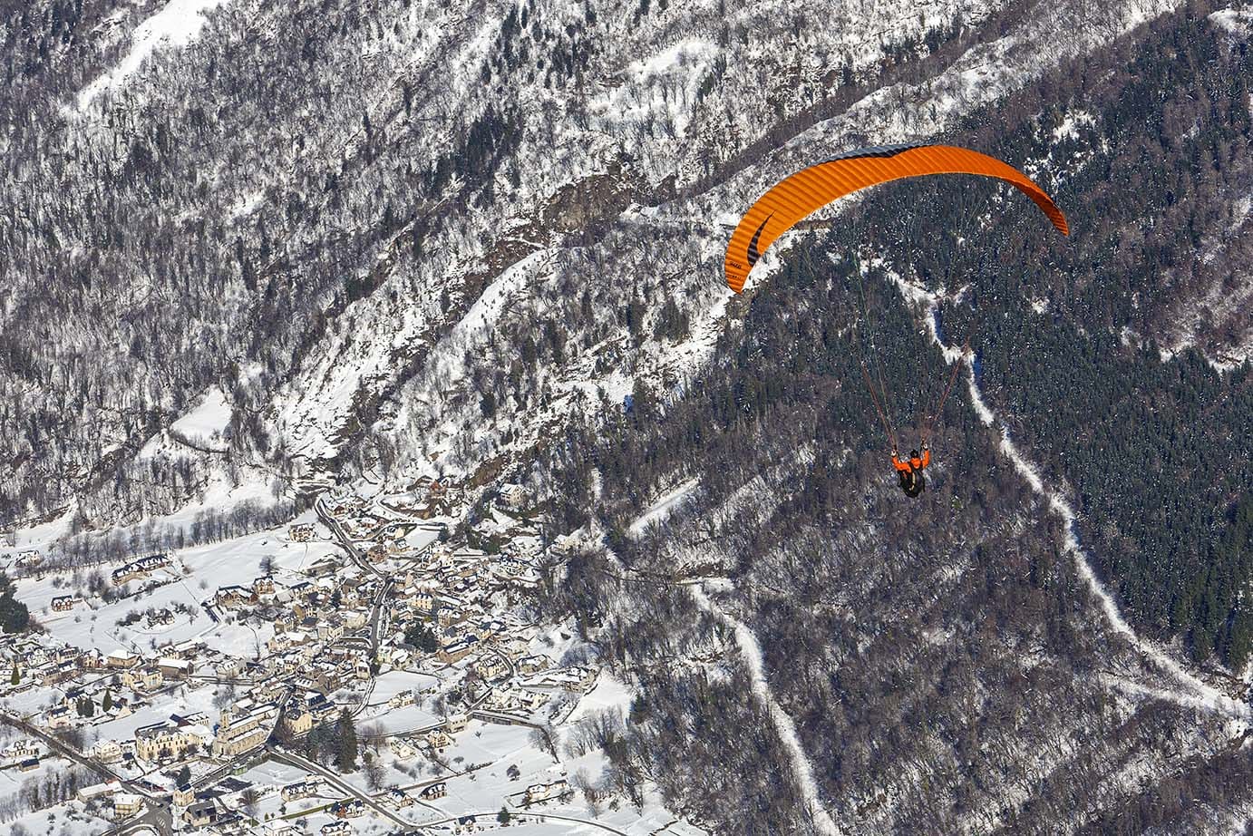 Parapente à Superbagnères