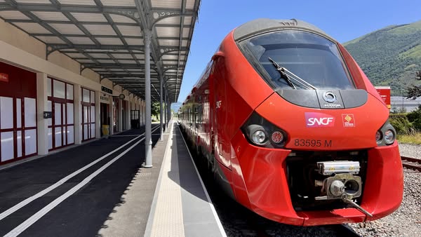 Train gare de Luchon