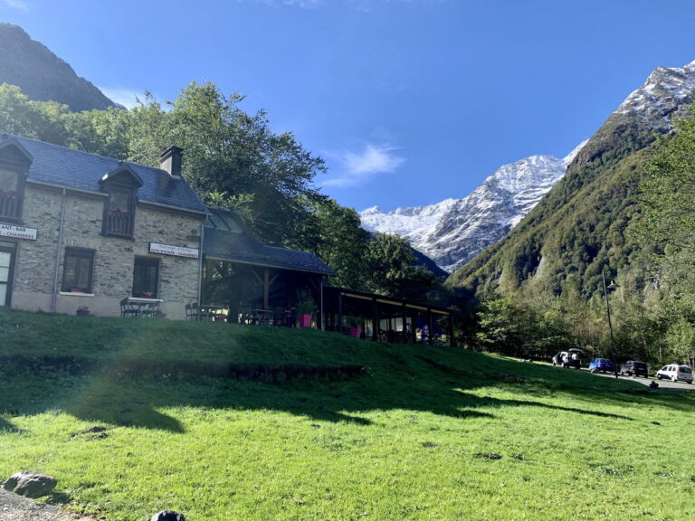 auberge-d-astau-oo-facade