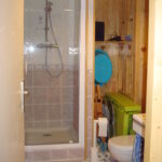 Studio-le-fringere-salle-d'eau-luchon-pyrenees31