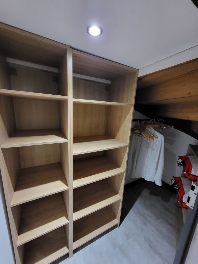 appartement-t2-bolzoni-dressing-luchon-pyrenees31