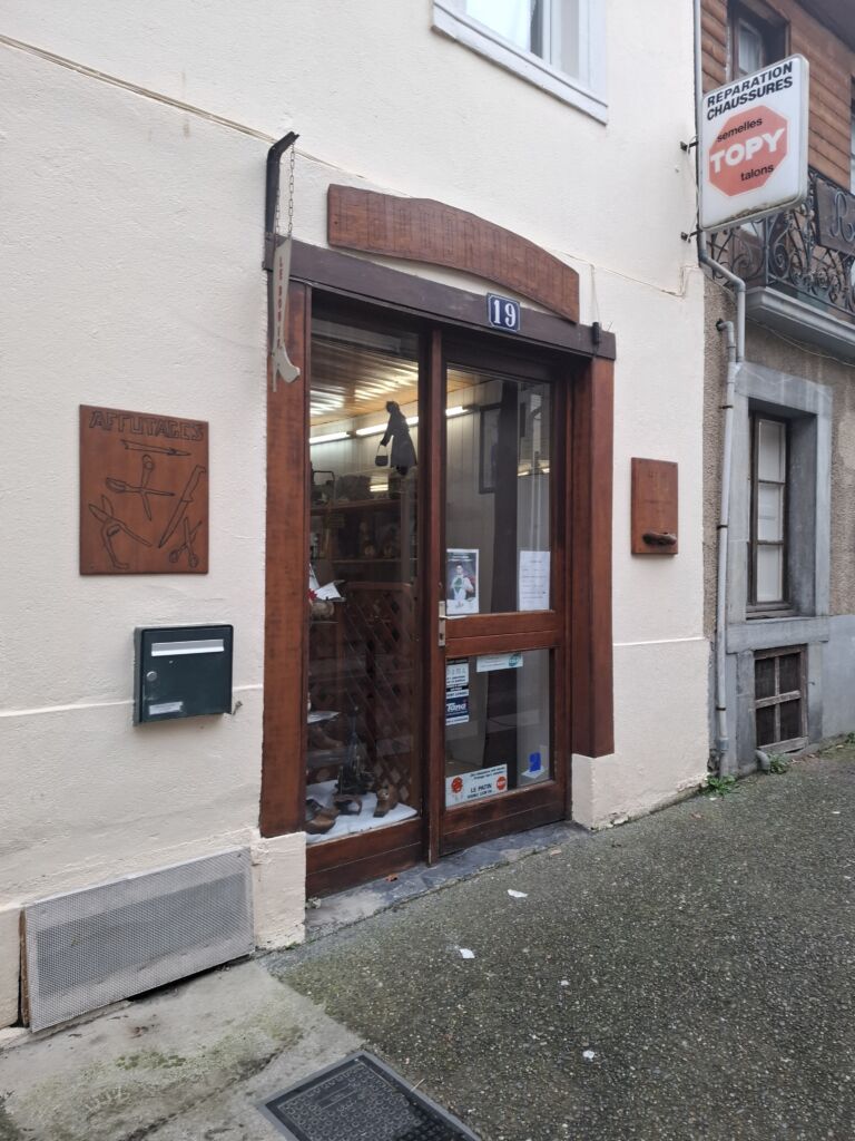 le-bouif-cordonnerie-luchon-pyrenees31