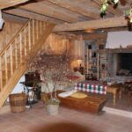 Gîte-Eth-Artigaou-salon-cheminée-artigue-pyrenees31