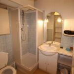 studio-voyer-salle-d-eau-luchon-pyrenees31