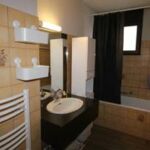 appartement-canovas-salle-de-bain-luchon-pyrenees31