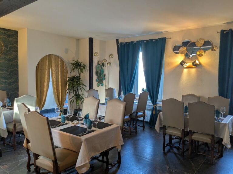le-petit-chaudron-cierp-gaud-restaurant-salle-pyrenees31