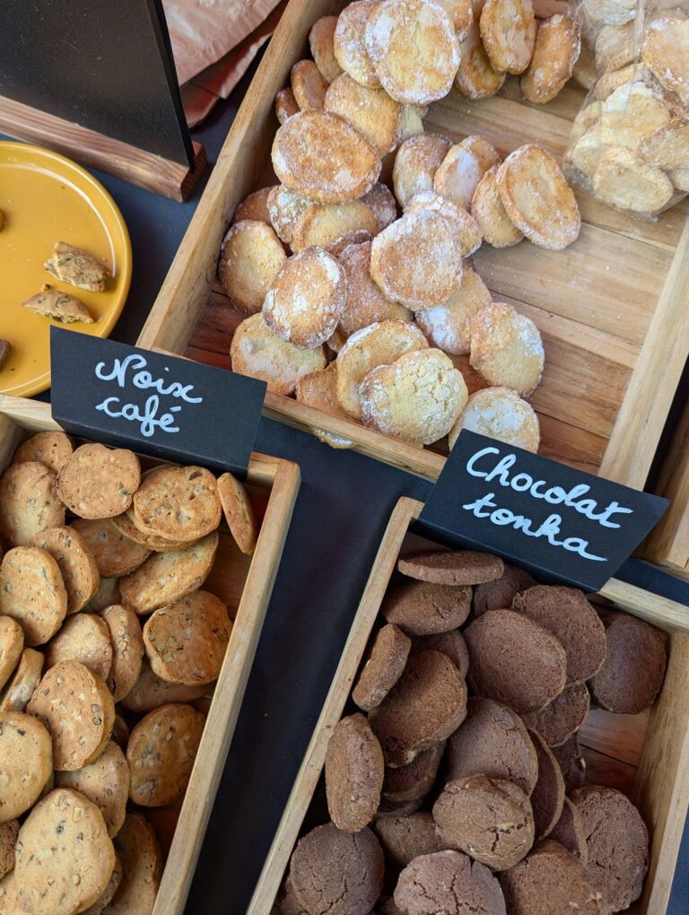 a-la-table-de-laura-biscuits-lourde-pyrenees31