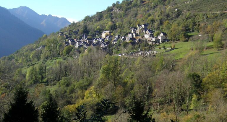 melles-village-pyrenees31