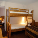 hotel-le-yeti-les-agudes-chambre-pyrenees31
