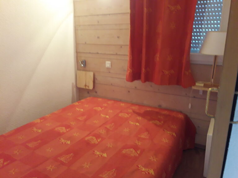 appartement-darrosiers-chambre-luchon-pyrenees31