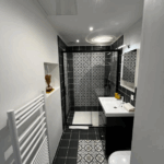 appartement-joudiou-salle-d-eau-luchon-pyrenees31