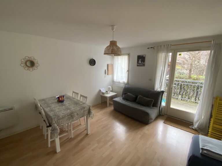 appartement- schott-salon-luchon-pyrenees31