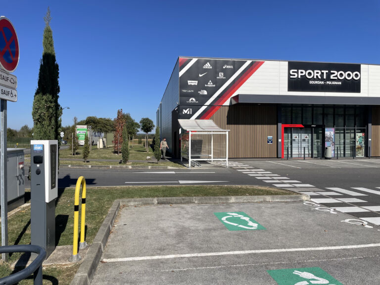 borne-de-recharge-electrique-gourdan-polignan-pyrenees31