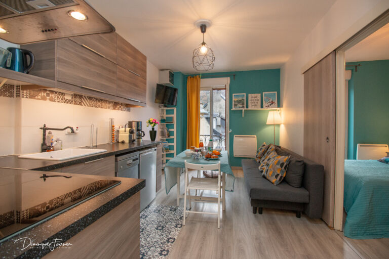 appartement-cazelles-la-perle-bleue- cuisine-luchon-pyrenees31