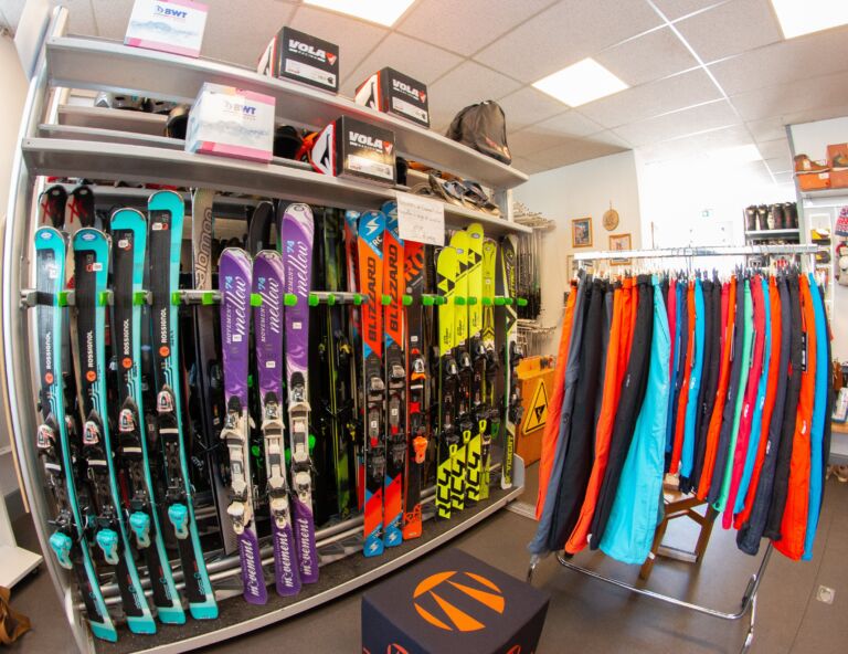 location-materiel-de-ski-casat-sport-luchon-le-magasin-pyrenees31