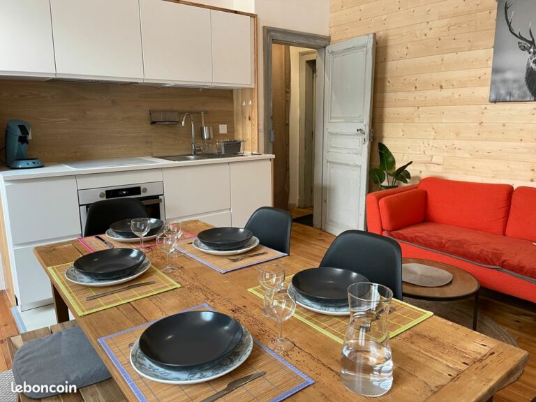 Appartement-appoline-coin-repas-luchon-pyrenees31