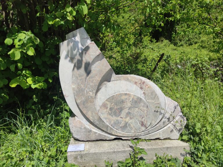 Parcours-Saint-Beat-3-StatueTourmente