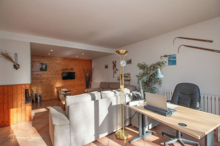 au-village-dame-salon-séjour-castillon-de-larboust-pyrenees31