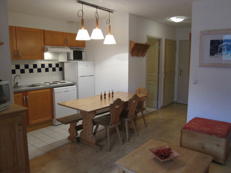 appartement-darrosiers-cuisine-luchon-pyrenees31