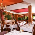 hotel-etigny-17-2022-luchon-salle-restaurant