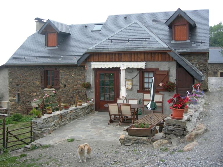 exterieur chez justau GOUAUX DE LUCHON