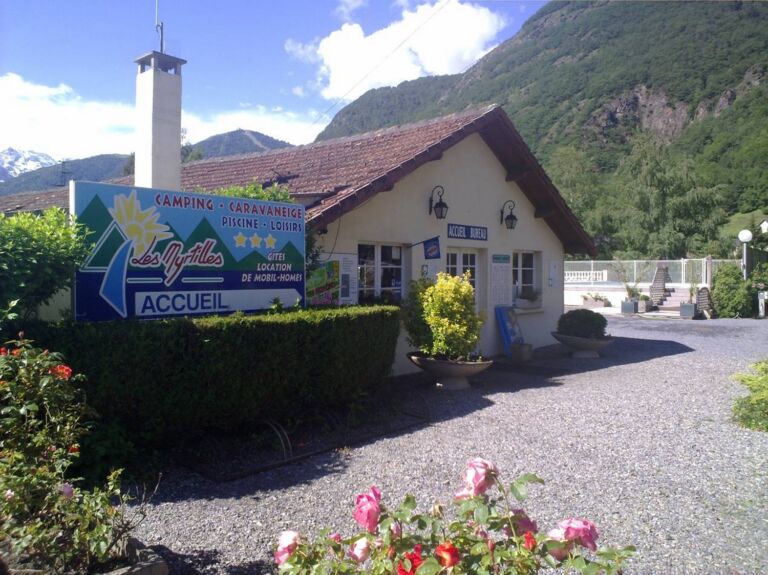 camping-les-myrtilles-moustajon