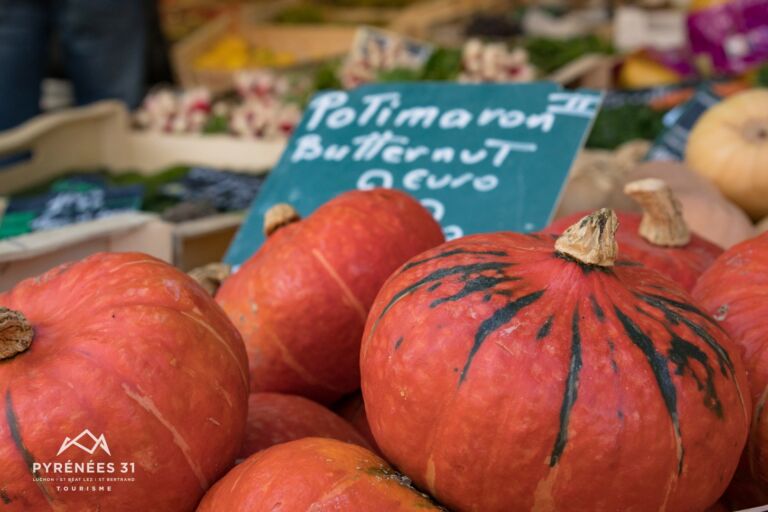 marche-produits-melles-pyrenees31