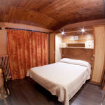 hotel-le-sapin-fleuri-bourg-doueil-chambre