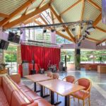 restaurant-balcons-des-pyrenees-saint-mamet-salle-concert