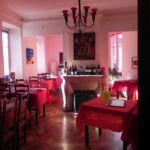 hotel-auberge-du-crabere-melles-salle-restaurant