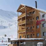 hotel-le-yeti-les-agudes-facade-pyrenees31