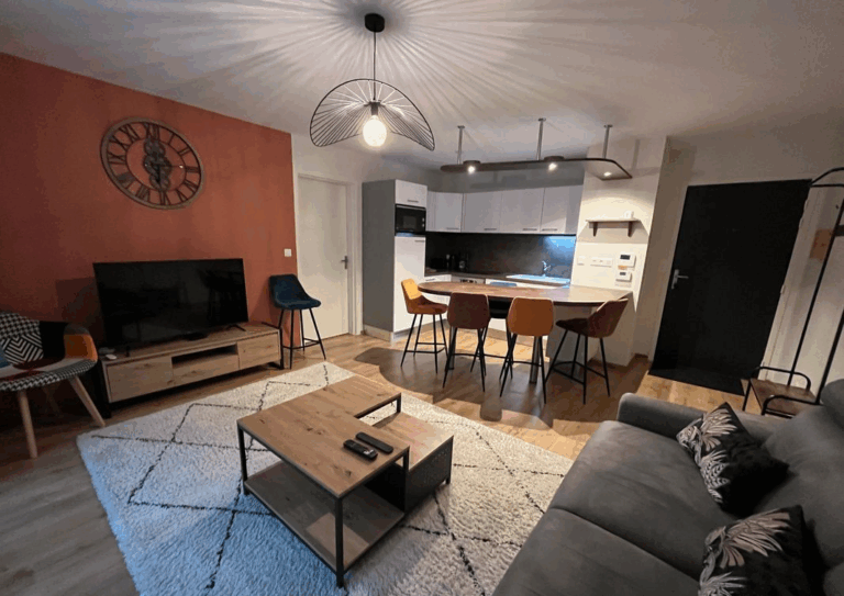 Appartement-t3- face-au-parc- des-thermes-sejour-luchon-residence-pyrenees31